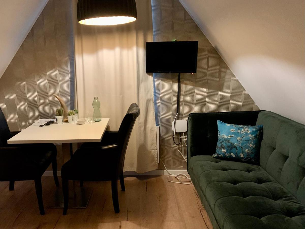 B&B Bij Vincent Nieuw-Amsterdam Eksteriør bilde
